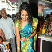 Sonia Deepti inaugurates silk showroom - Pictures | Picture 96920